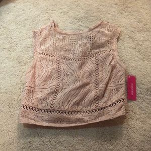 pink lace crop top!